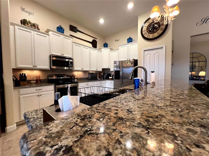 Image No.6-4 Bed House for sale