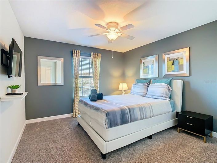 Image No.14-4 Bed Townhouse for sale