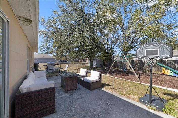 Image No.21-4 Bed House for sale