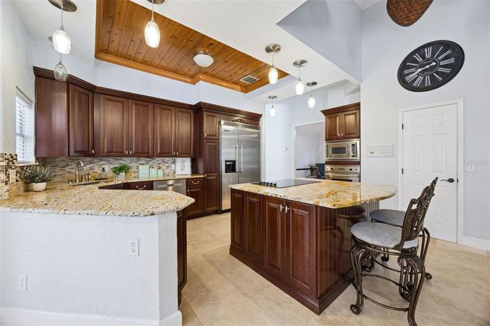 Image No.23-5 Bed House for sale