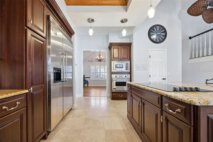 Image No.25-5 Bed House for sale