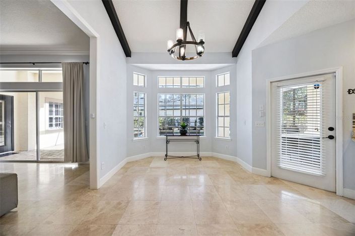 Image No.27-5 Bed House for sale