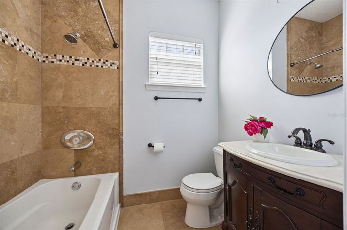 Image No.34-5 Bed House for sale