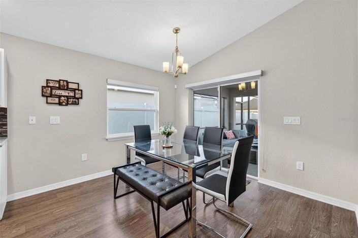 Image No.14-3 Bed House for sale