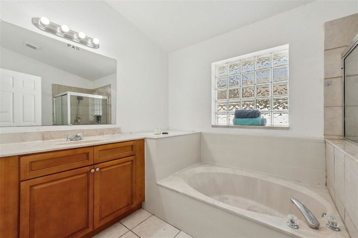 Image No.12-3 Bed House for sale