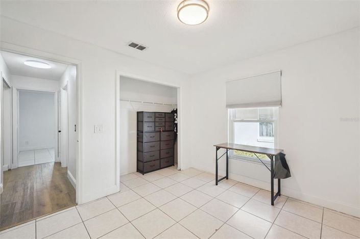 Image No.13-3 Bed House for sale