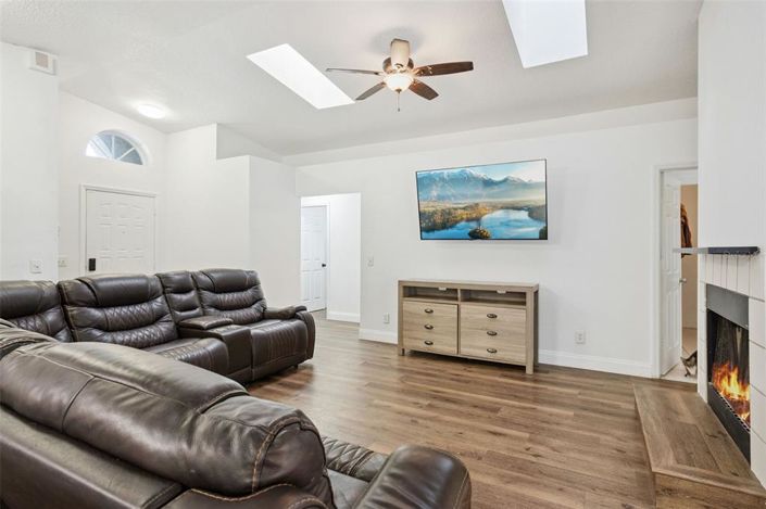 Image No.5-3 Bed House for sale