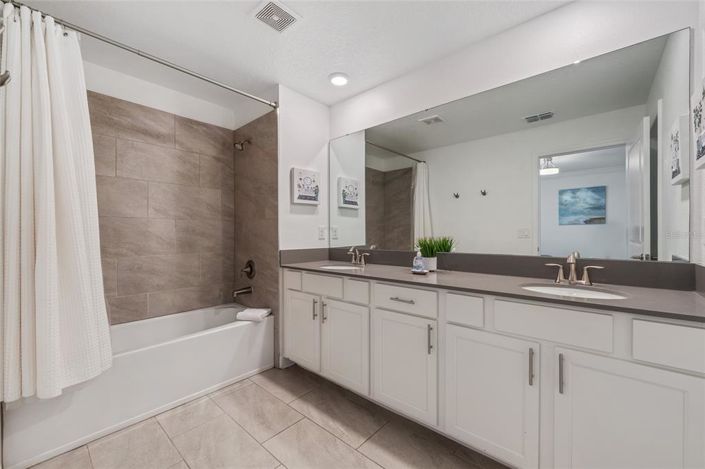 Image No.23-Maison de ville de 5 chambres à vendre à Saint John