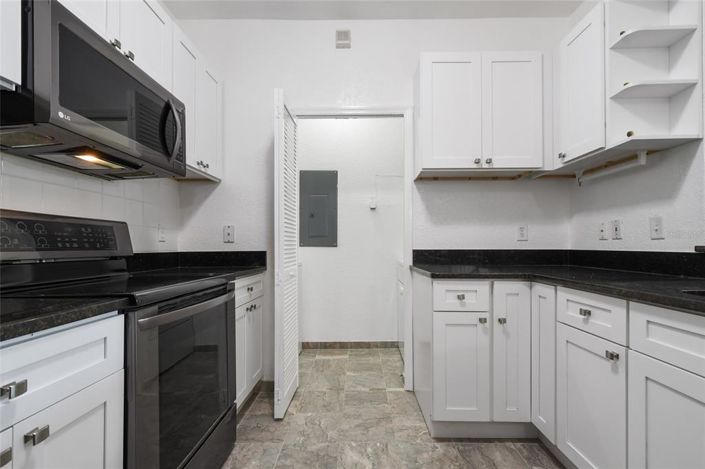 Image No.17-2 Bed Apartment for sale