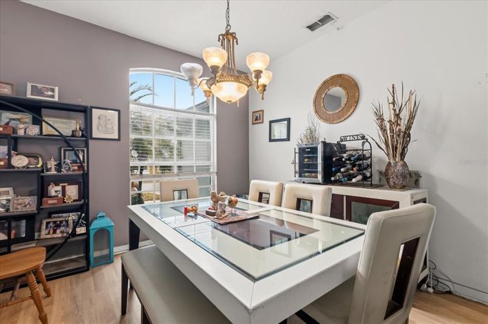 Image No.5-Maison de 4 chambres à vendre à Saint John