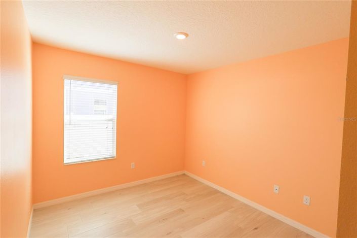 Image No.16-3 Bed House for sale