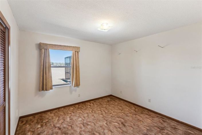 Image No.19-3 Bed House for sale