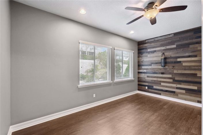 Image No.15-3 Bed House for sale