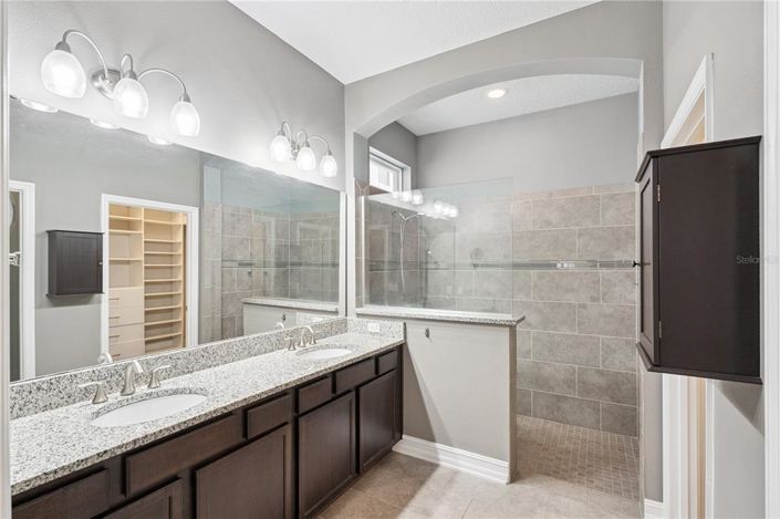 Image No.18-3 Bed House for sale