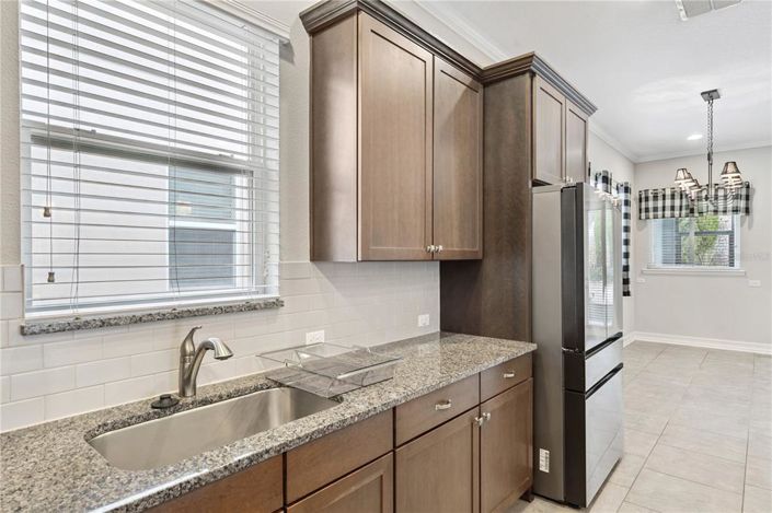 Image No.8-3 Bed House for sale