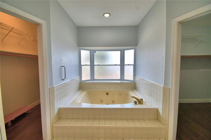 Image No.31-5 Bed House for sale