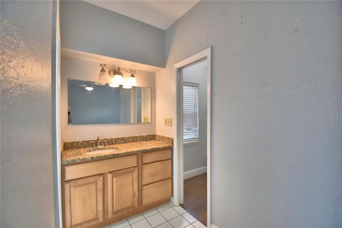 Image No.46-5 Bed House for sale