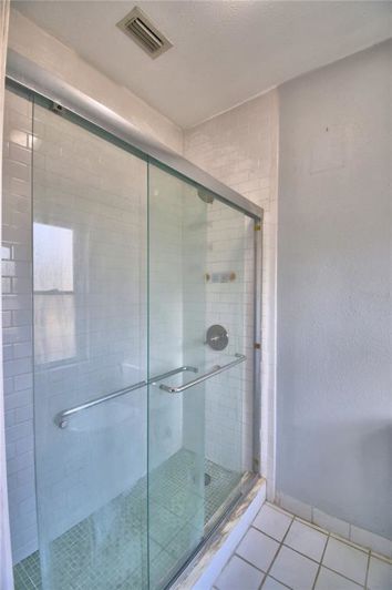 Image No.47-5 Bed House for sale