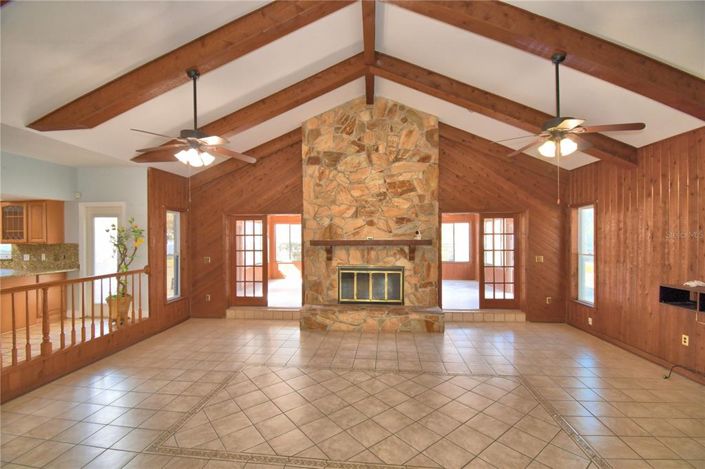 Image No.5-5 Bed House for sale