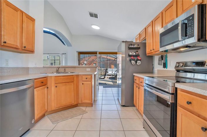 Image No.4-Maison de 5 chambres à vendre à Saint John