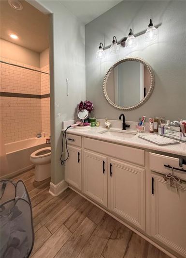 Image No.19-4 Bed House for sale