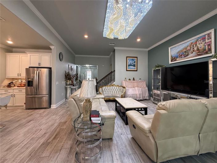 Image No.6-4 Bed House for sale