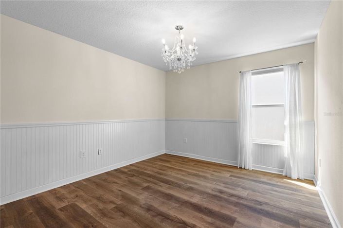 Image No.22-4 Bed House for sale