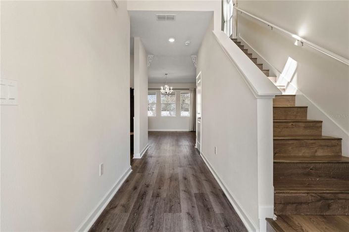 Image No.3-4 Bed House for sale