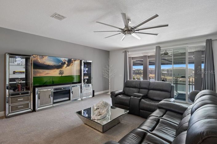 Image No.24-5 Bed House for sale