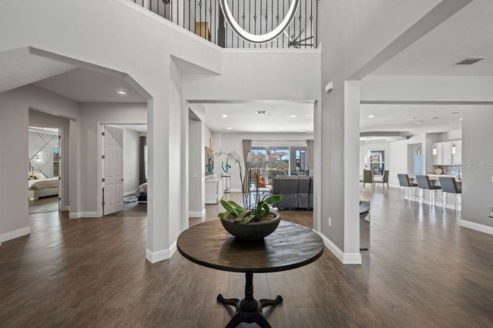 Image No.5-5 Bed House for sale