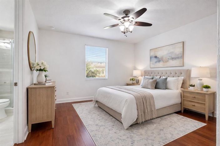 Image No.26-4 Bed Townhouse for sale