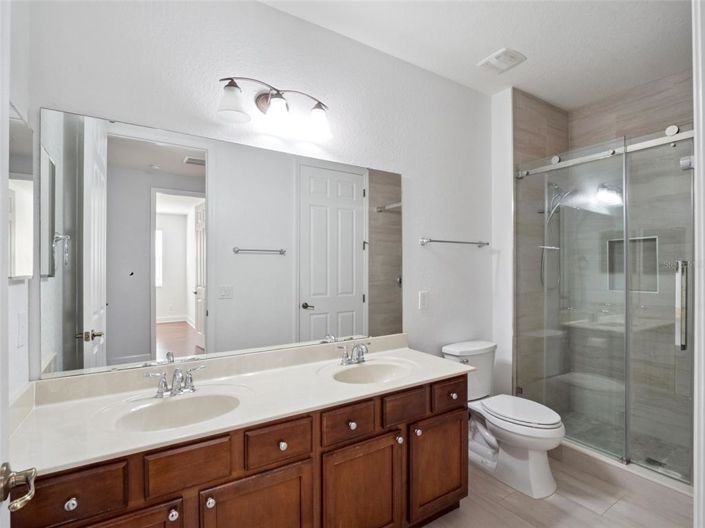 Image No.38-4 Bed Townhouse for sale