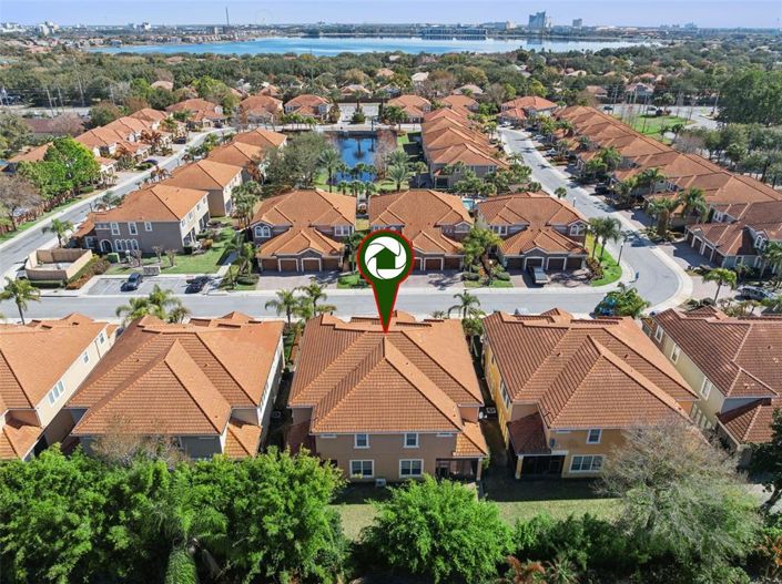 Image No.54-4 Bed Townhouse for sale