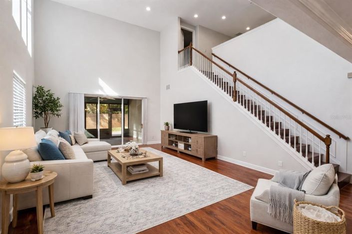 Image No.9-4 Bed Townhouse for sale