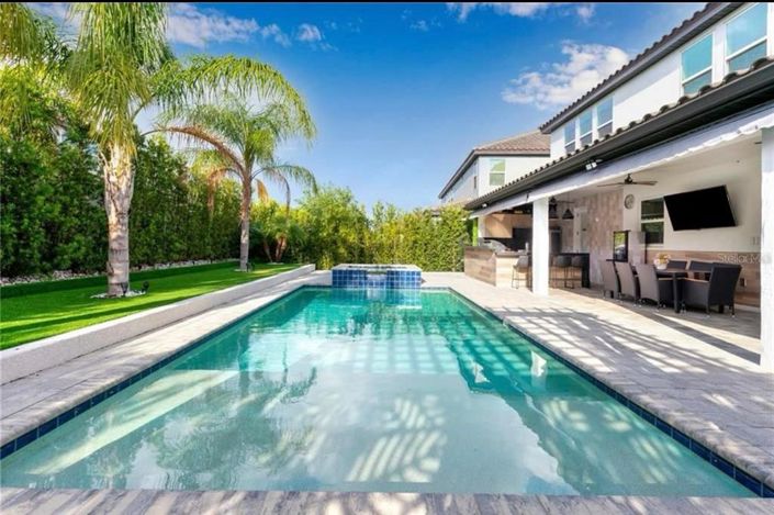 Image No.2-Maison de 5 chambres à vendre à Saint John