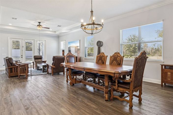 Image No.10-5 Bed House for sale