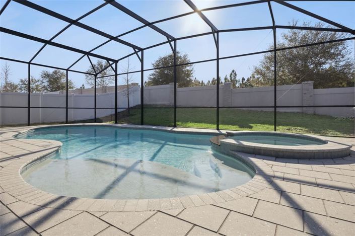 Image No.2-5 Bed House for sale