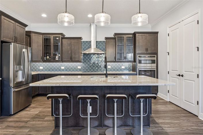 Image No.4-5 Bed House for sale