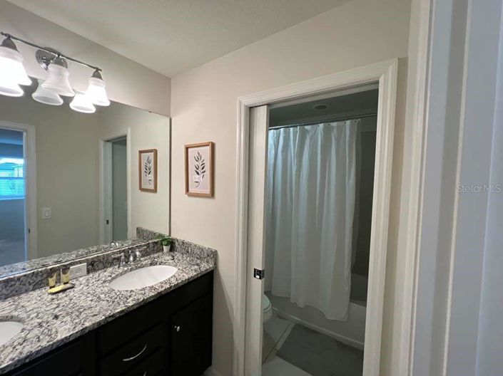 Image No.24-5 Bed Townhouse for sale