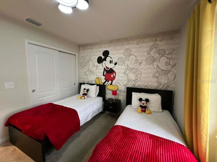 Image No.26-5 Bed Townhouse for sale