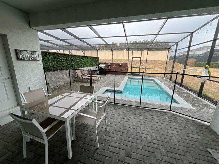 Image No.27-5 Bed Townhouse for sale