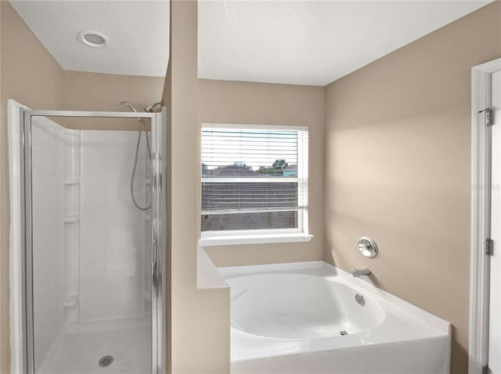 Image No.22-3 Bed Townhouse for sale