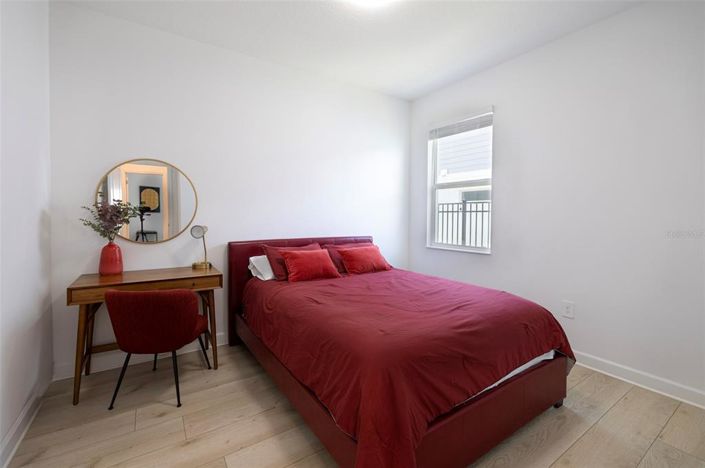 Image No.12-4 Bed House for sale