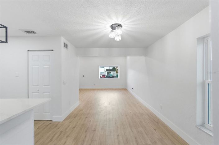 Image No.20-Maison de ville de 2 chambres à vendre à Saint John