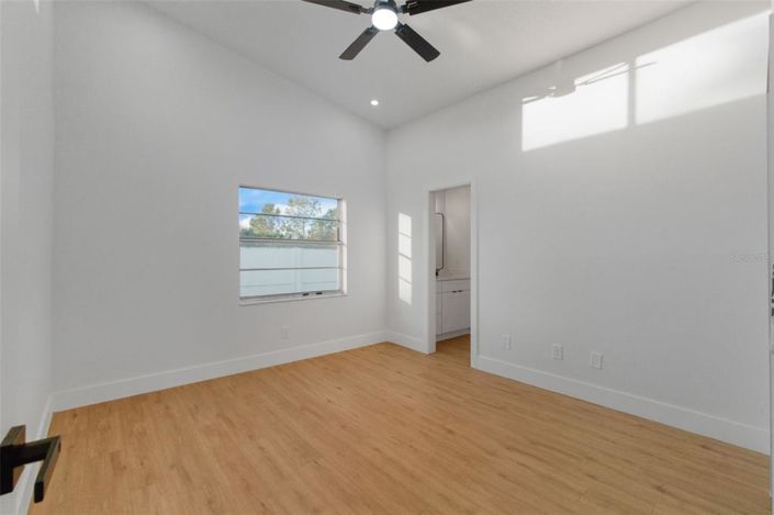 Image No.23-Maison de ville de 2 chambres à vendre à Saint John