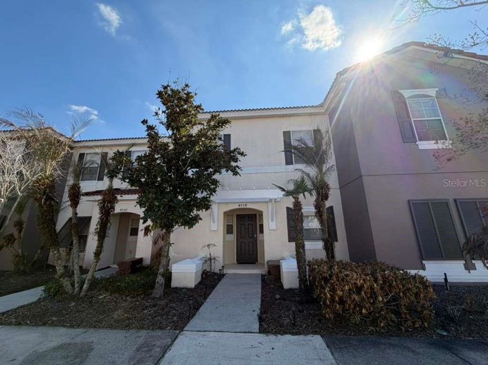 Image No.8-3 Bed Townhouse for sale