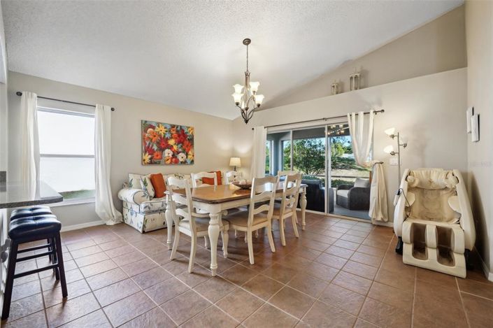 Image No.10-3 Bed House for sale