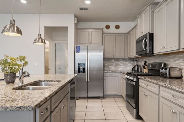 Image No.14-5 Bed House for sale