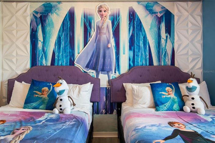 Image No.26-5 Bed House for sale