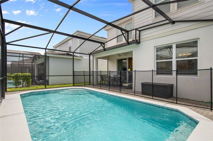 Image No.52-5 Bed House for sale